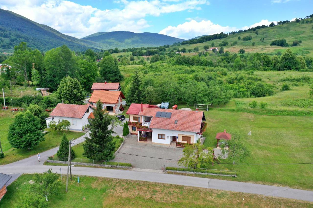 Guesthouse Ante Hodak Seliste Dreznicko Ngoại thất bức ảnh