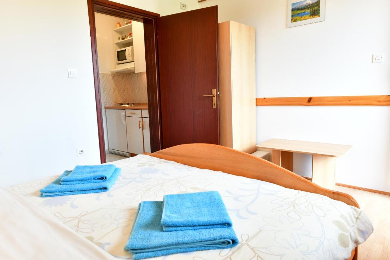 Guesthouse Ante Hodak Seliste Dreznicko Ngoại thất bức ảnh