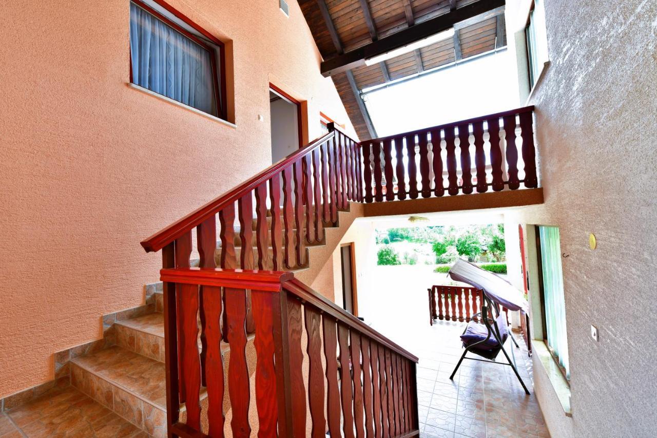 Guesthouse Ante Hodak Seliste Dreznicko Ngoại thất bức ảnh